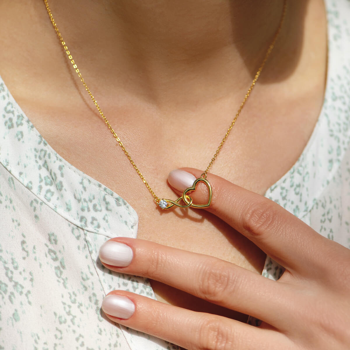 HeartBond - Collier intemporel lien d'amour