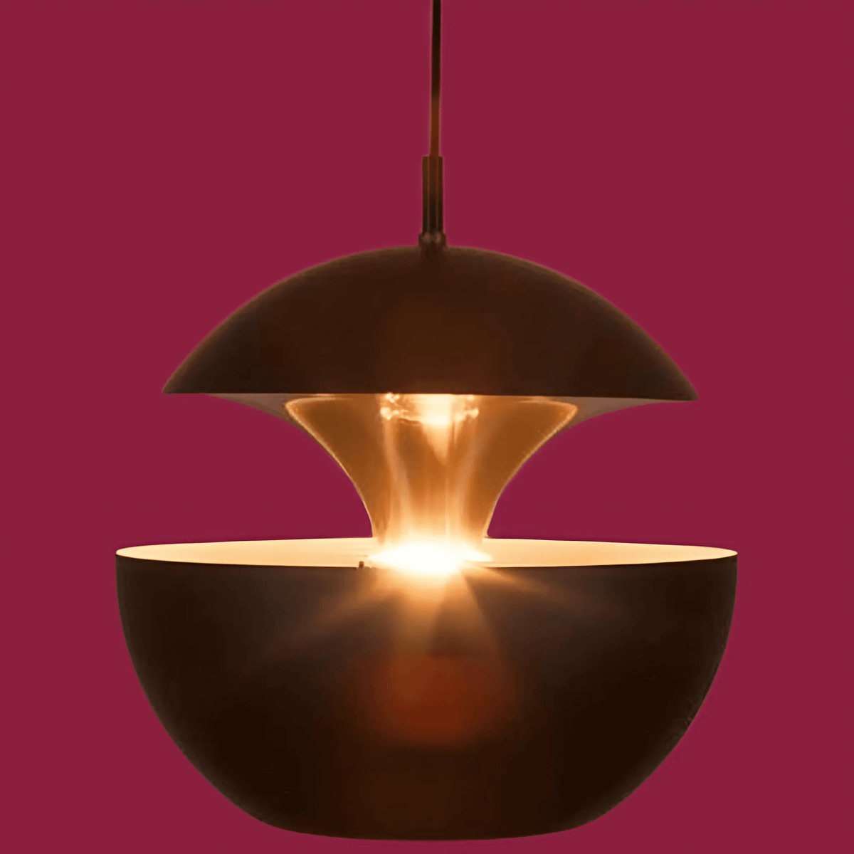 GoldGlow - Luxury Gold Pendant Light for Elegant Dining Rooms