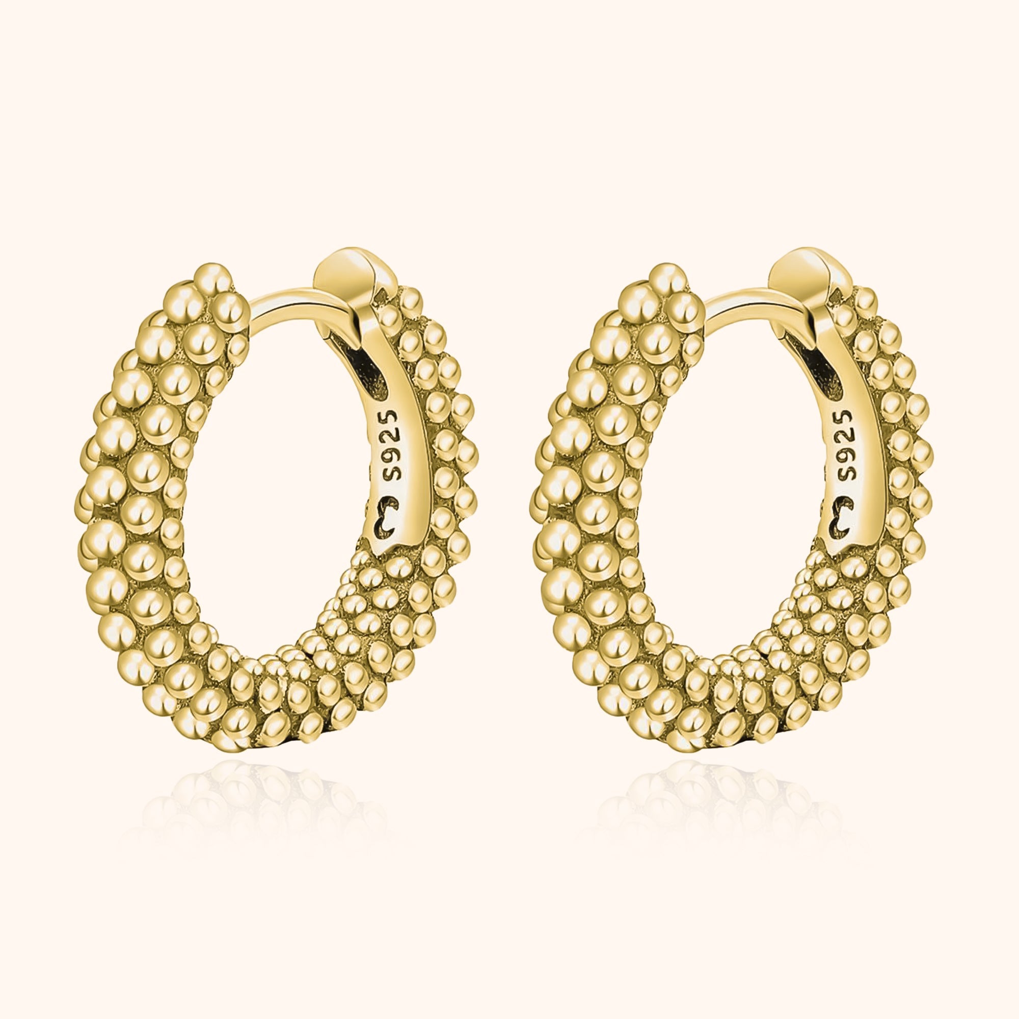 Aurilia - Elegant Gold Hoop Earrings