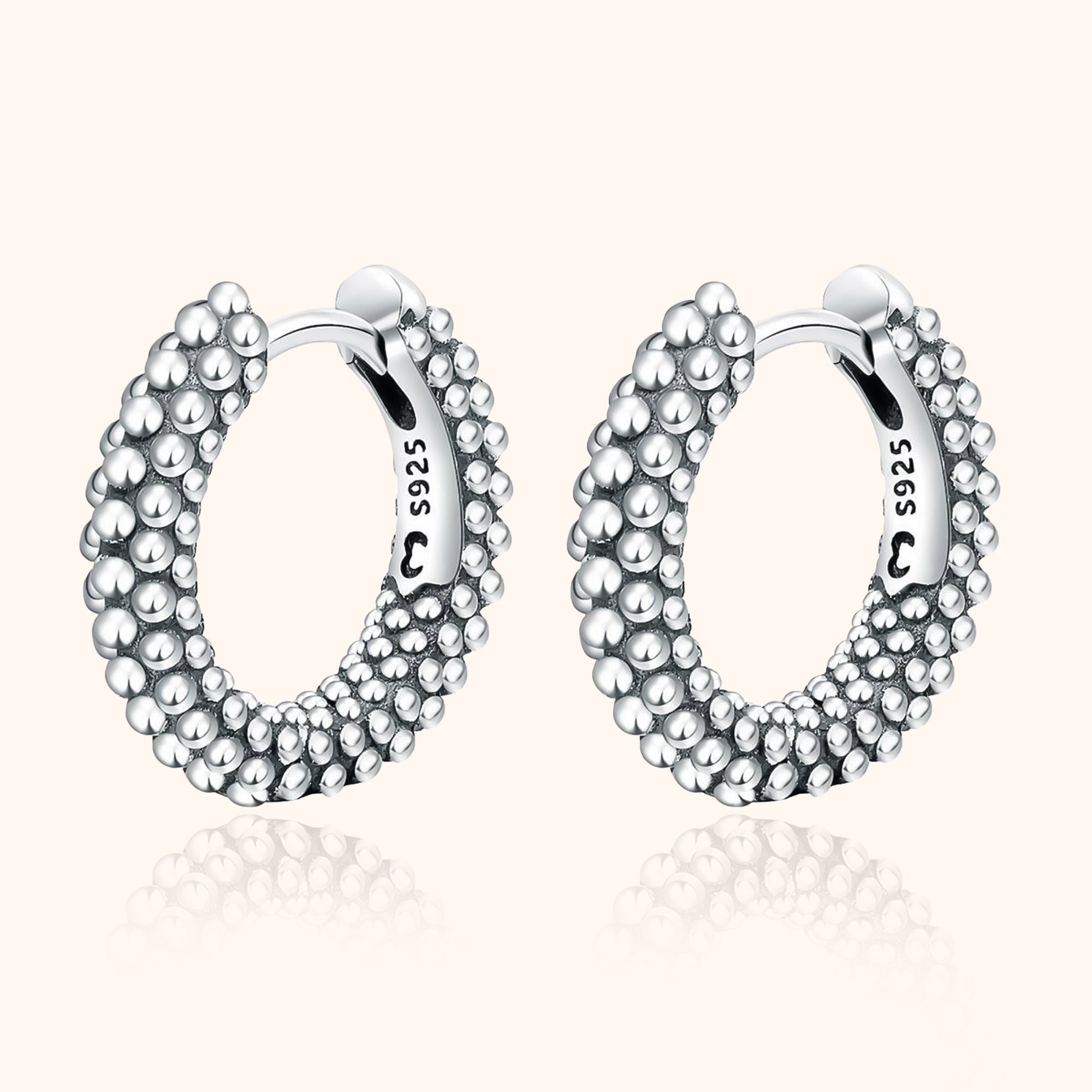 Aurilia - Elegant Gold Hoop Earrings
