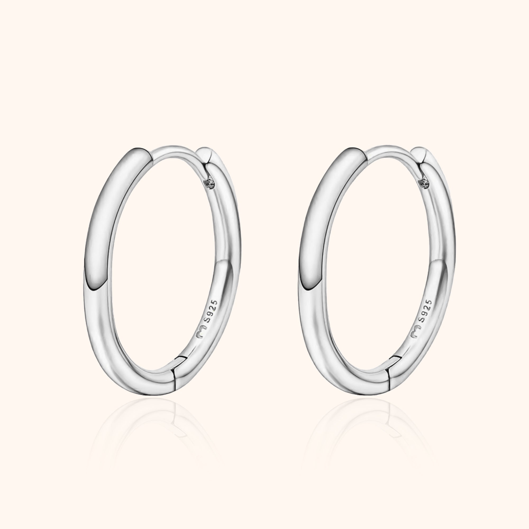 Aurina - Timeless Classic Silver Hoop Earrings