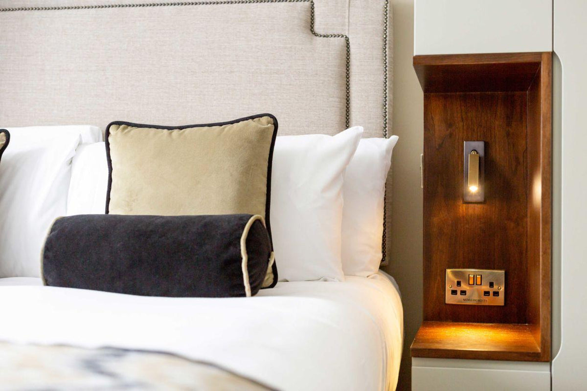 Embedded Light - Minimalist LED Bedside Wall Sconce