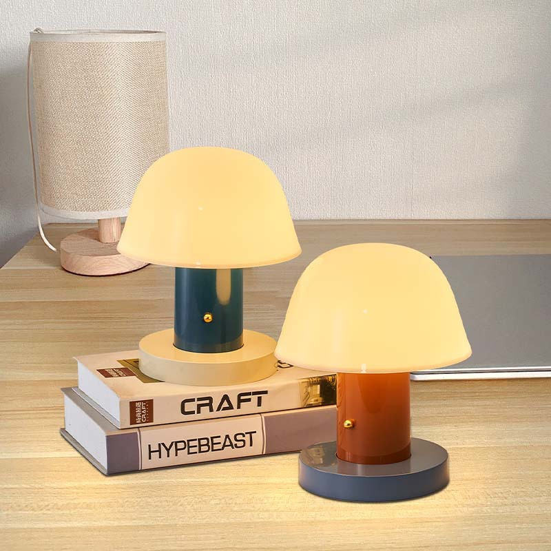 NatureGlow Lamp - Modern Mushroom-Design Table Lamp