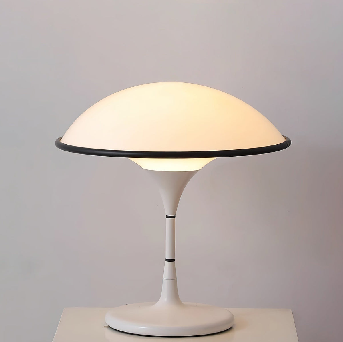 ArtistryGlow Table Lamp - Elegant Warm Ambient Lighting