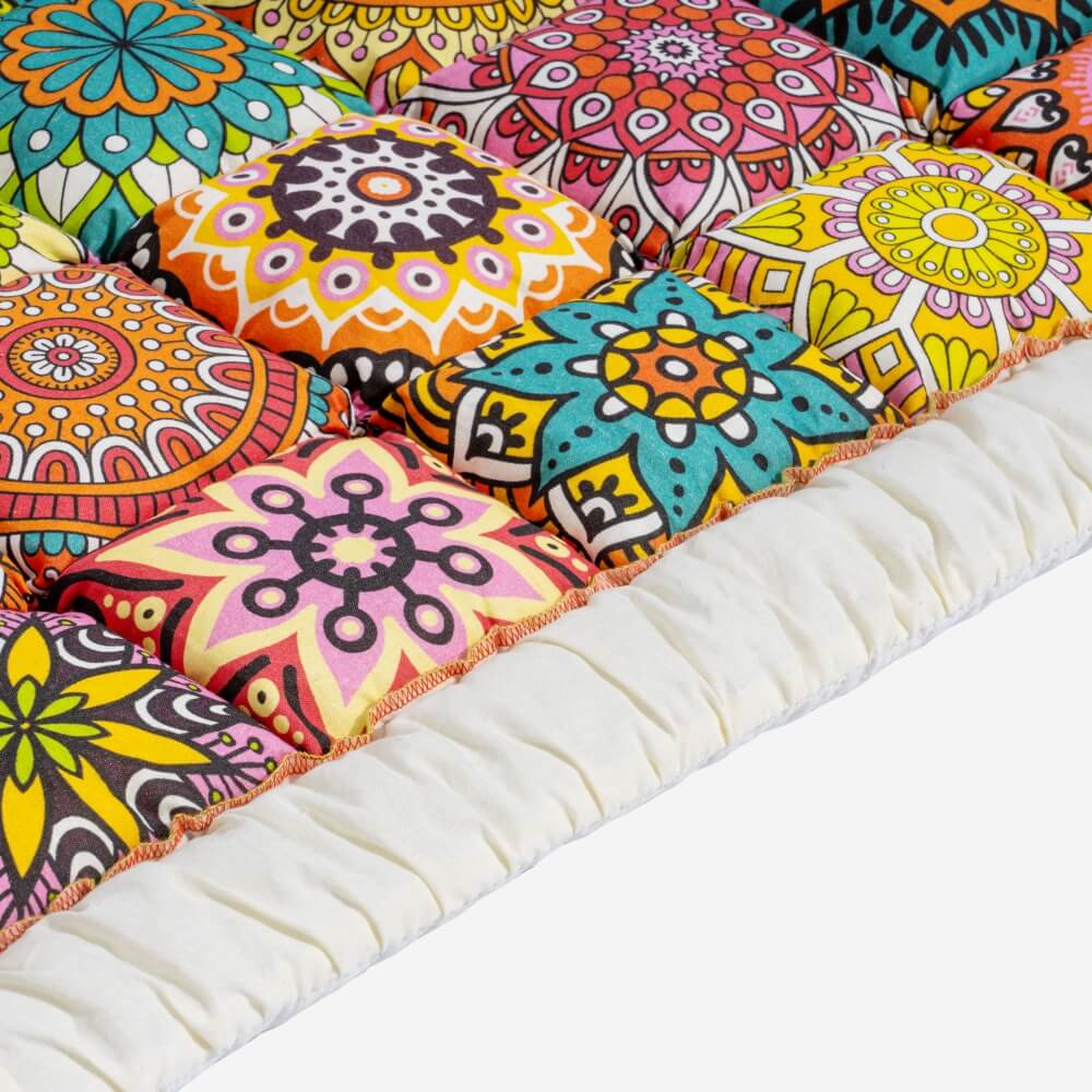 ChicShield - Quilted Sofa Cover for a Stylish Home