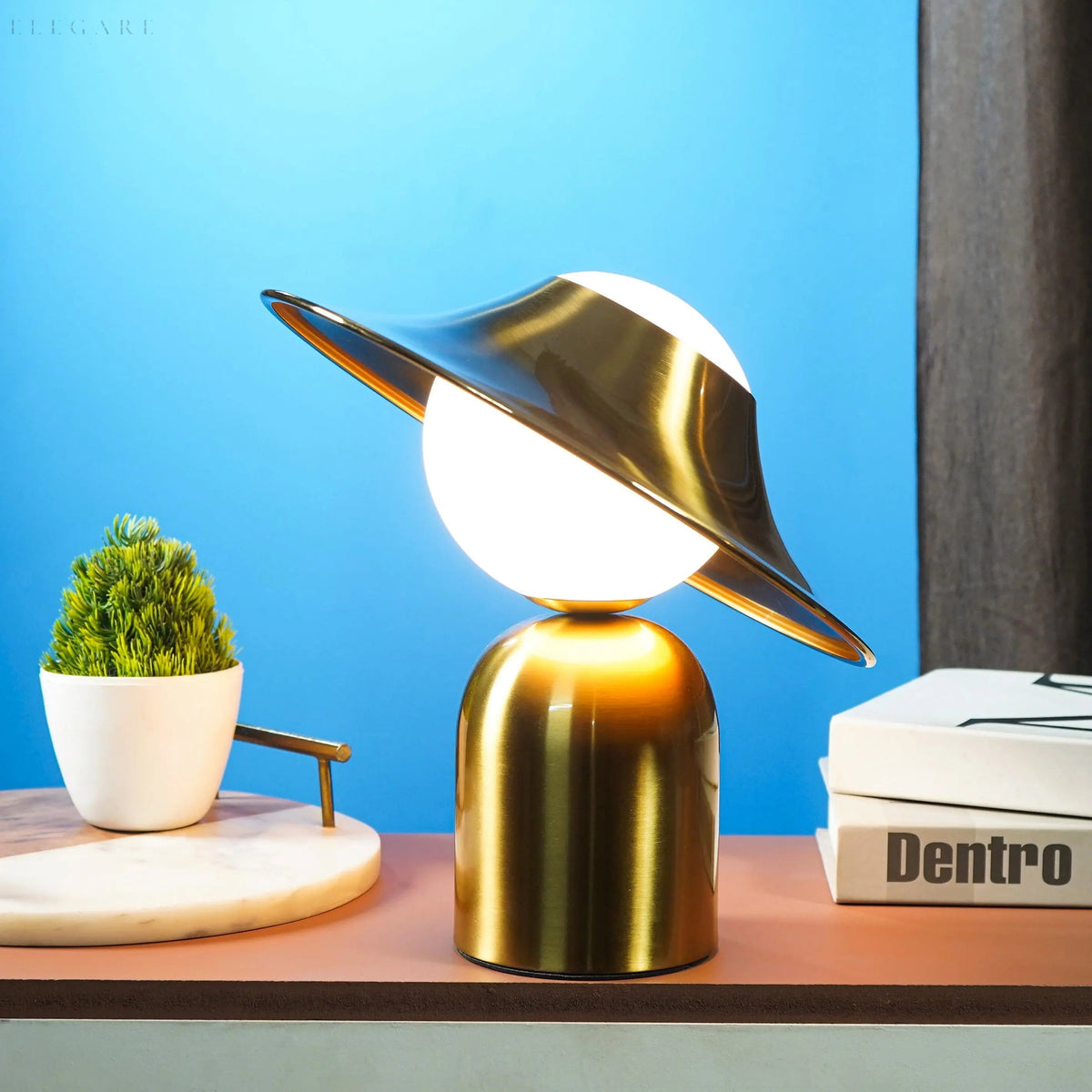 GoldSphere - Golden LED Table Lamp with Scandinavian Design