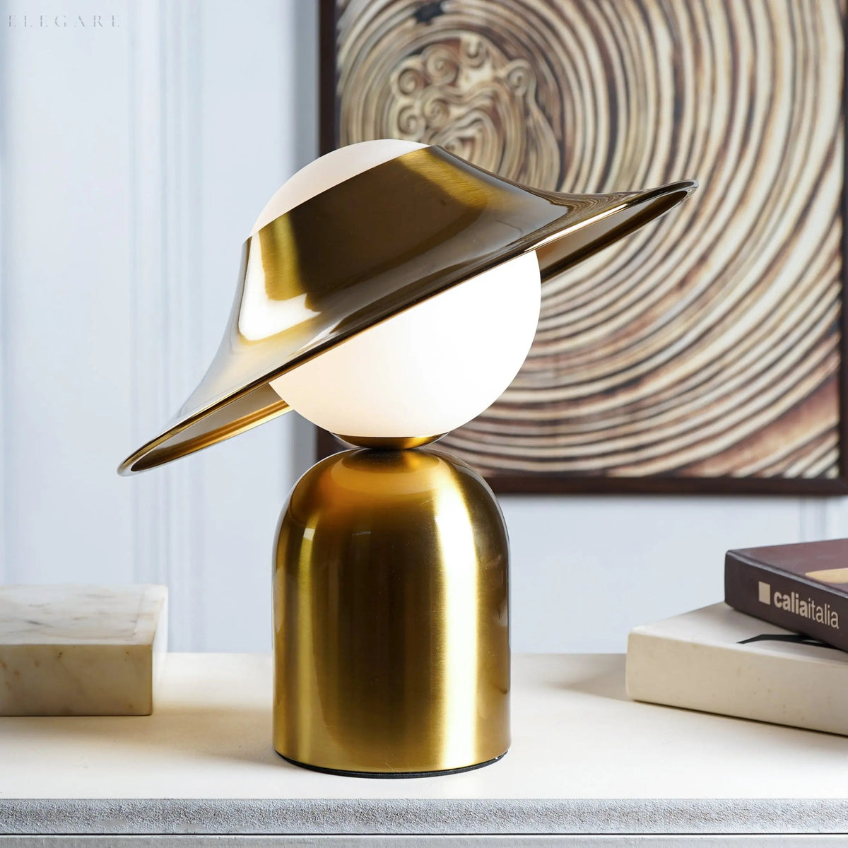 GoldSphere - Golden LED Table Lamp with Scandinavian Design