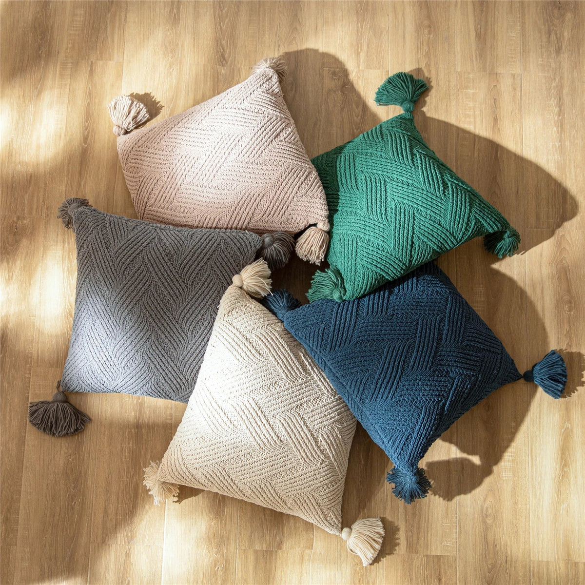 NordicTassel Cushion Cover - Chic Chenille with Nordic Tassels