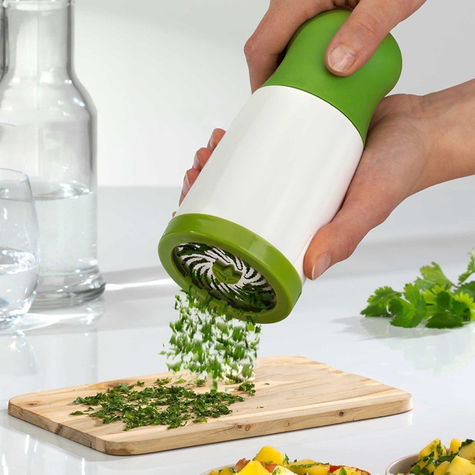 GrindMaster Herb Grinder – Broyeur Herbes Épices
