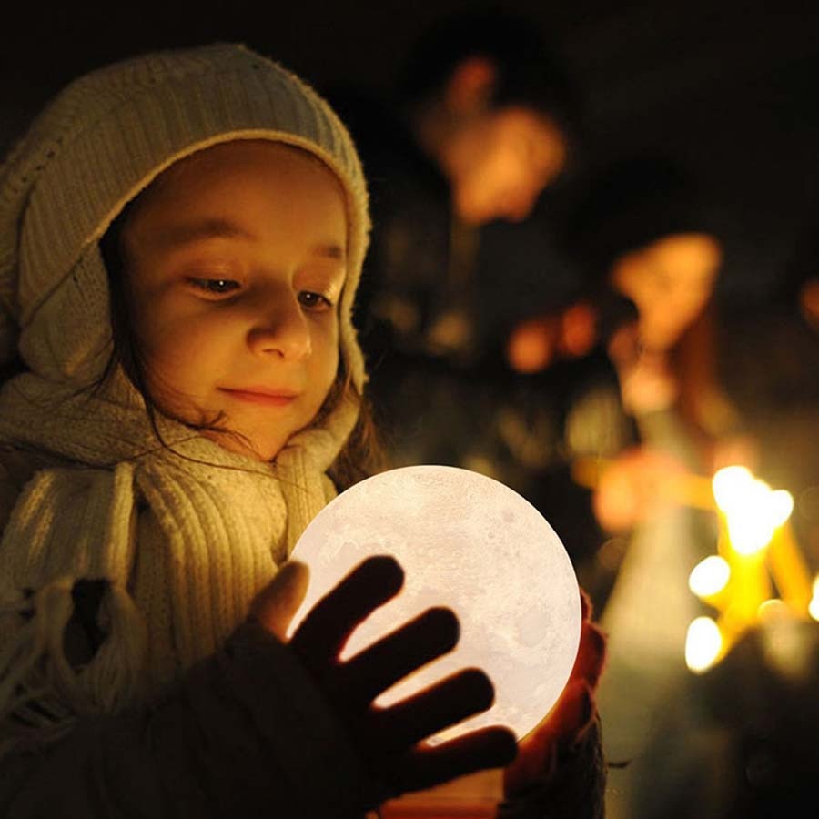 LunaGlow – Éclairage Lune Magique pour votre Chambre
