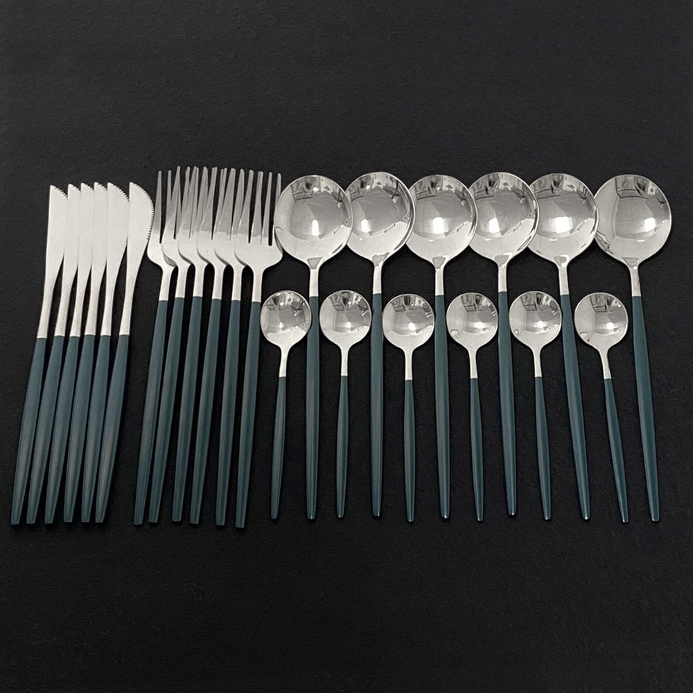 RoyalGlimmer Gold Cutlery Set - Elegant Flatware for a Luxurious Table