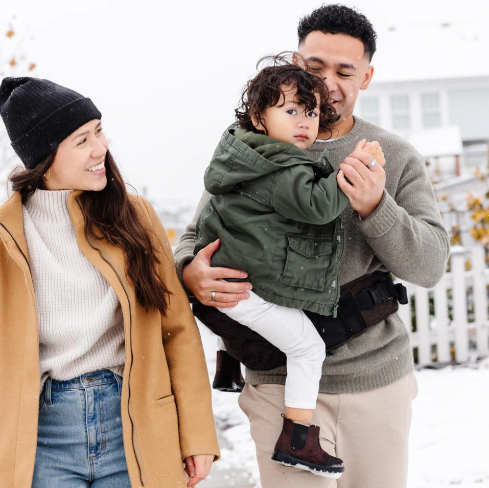 Hiptrust - Ergonomic Hip Seat Carrier for Effortless Baby Carrying