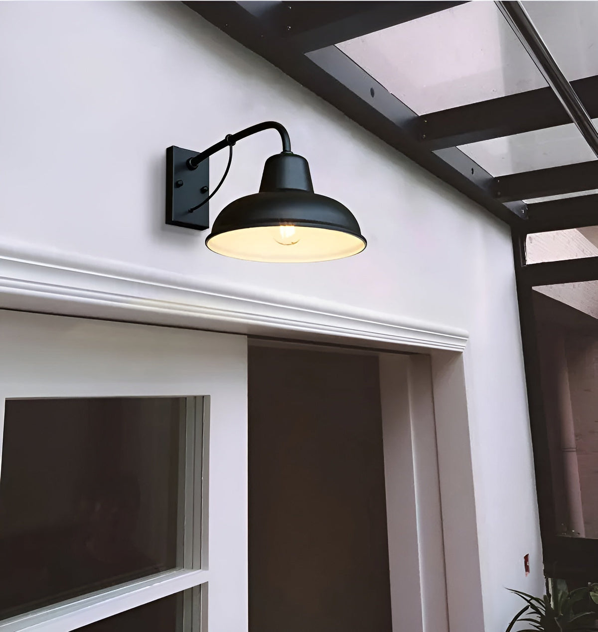 Barn Vintage Wall Sconce - Industrial Wall Lamp for a Warm Ambience
