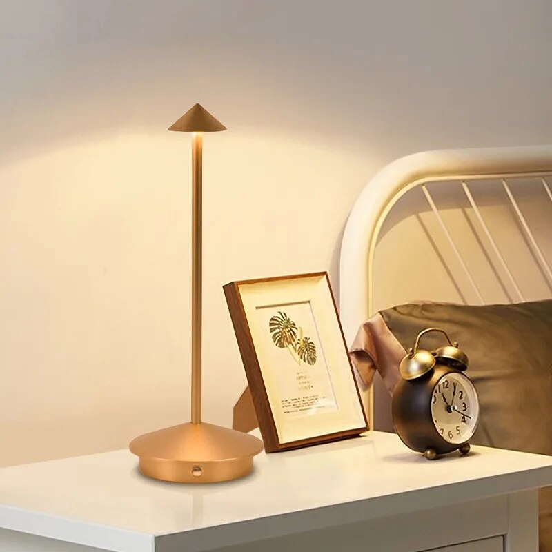 Farolite - Rechargeable Wireless LED Desk Lamp