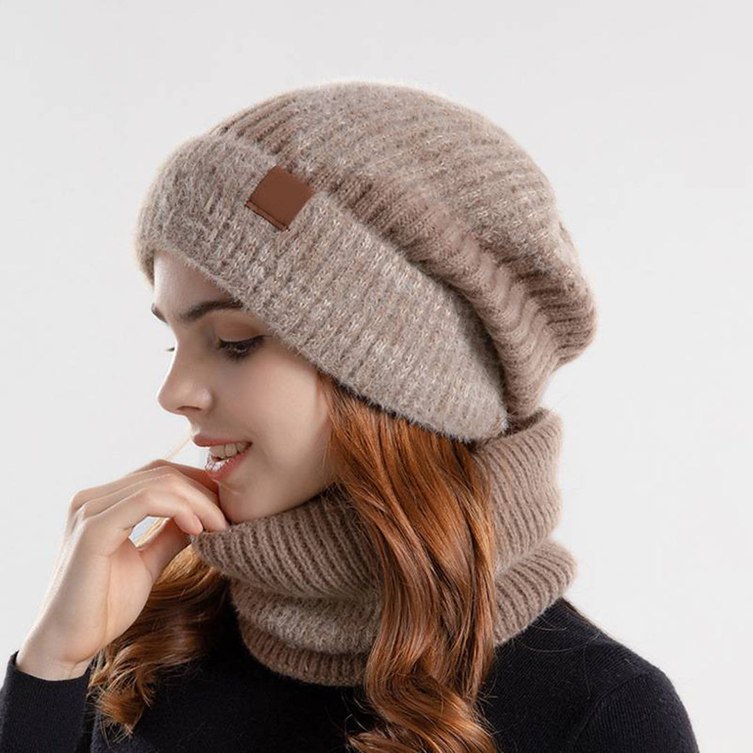 CozyWrap - Trendy Winter Beanie and Scarf Set