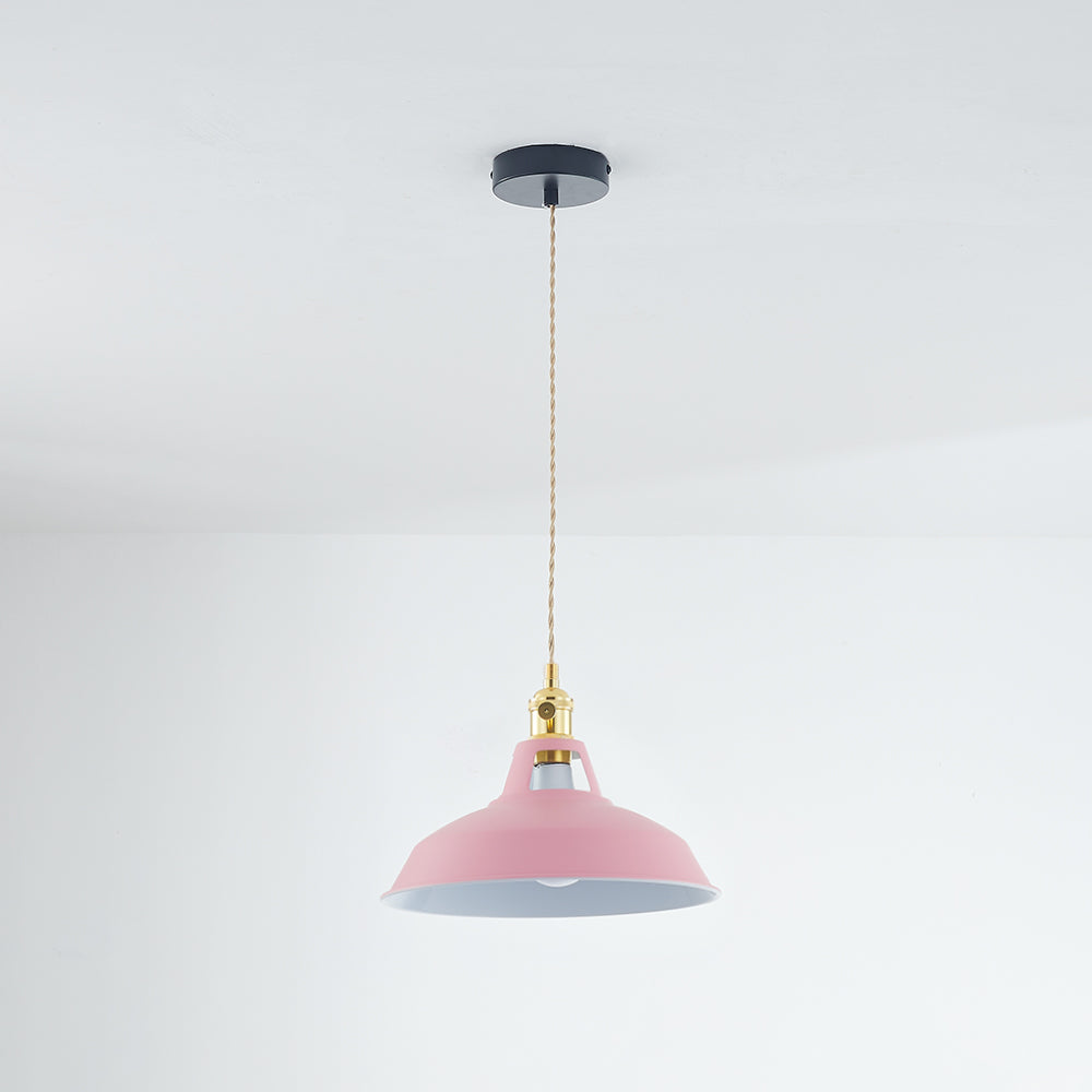 RadiantGlow Chandelier - Elegant Metal Chandelier for Stylish Interiors