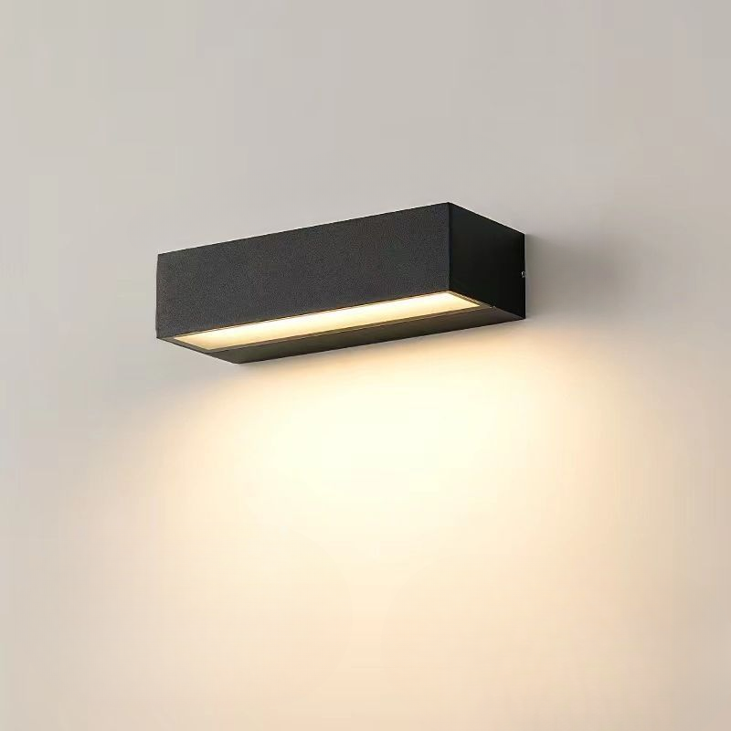 Luminor | Élégante Applique Murale Design en Métal Blanc pour Salon 0