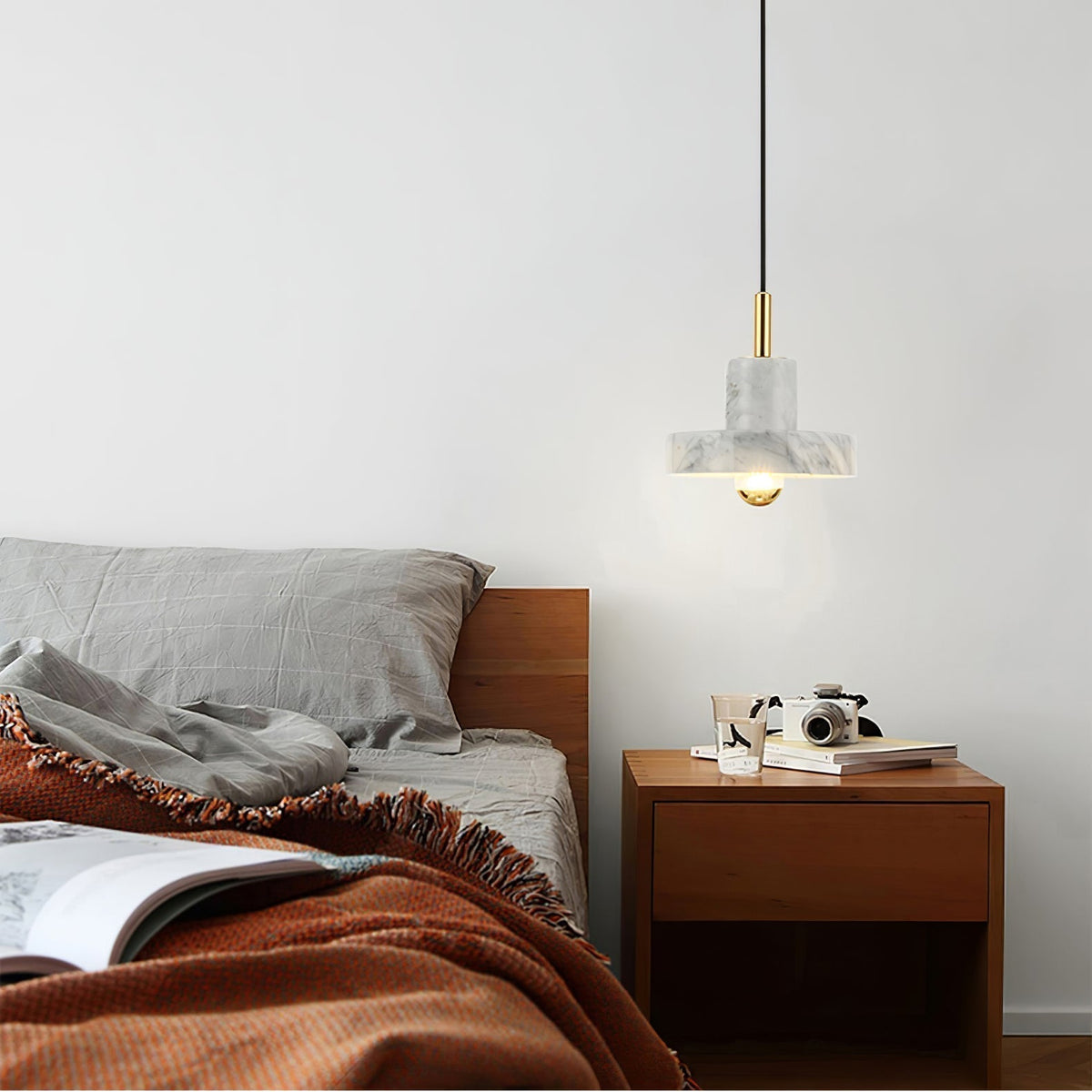 Marbello Luxe - Adjustable Marble and Metal Pendant Light