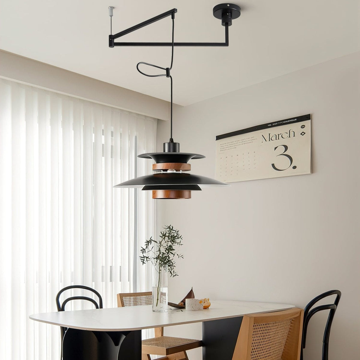 Mercero Elegance - Scandinavian LED Pendant with Four Shades