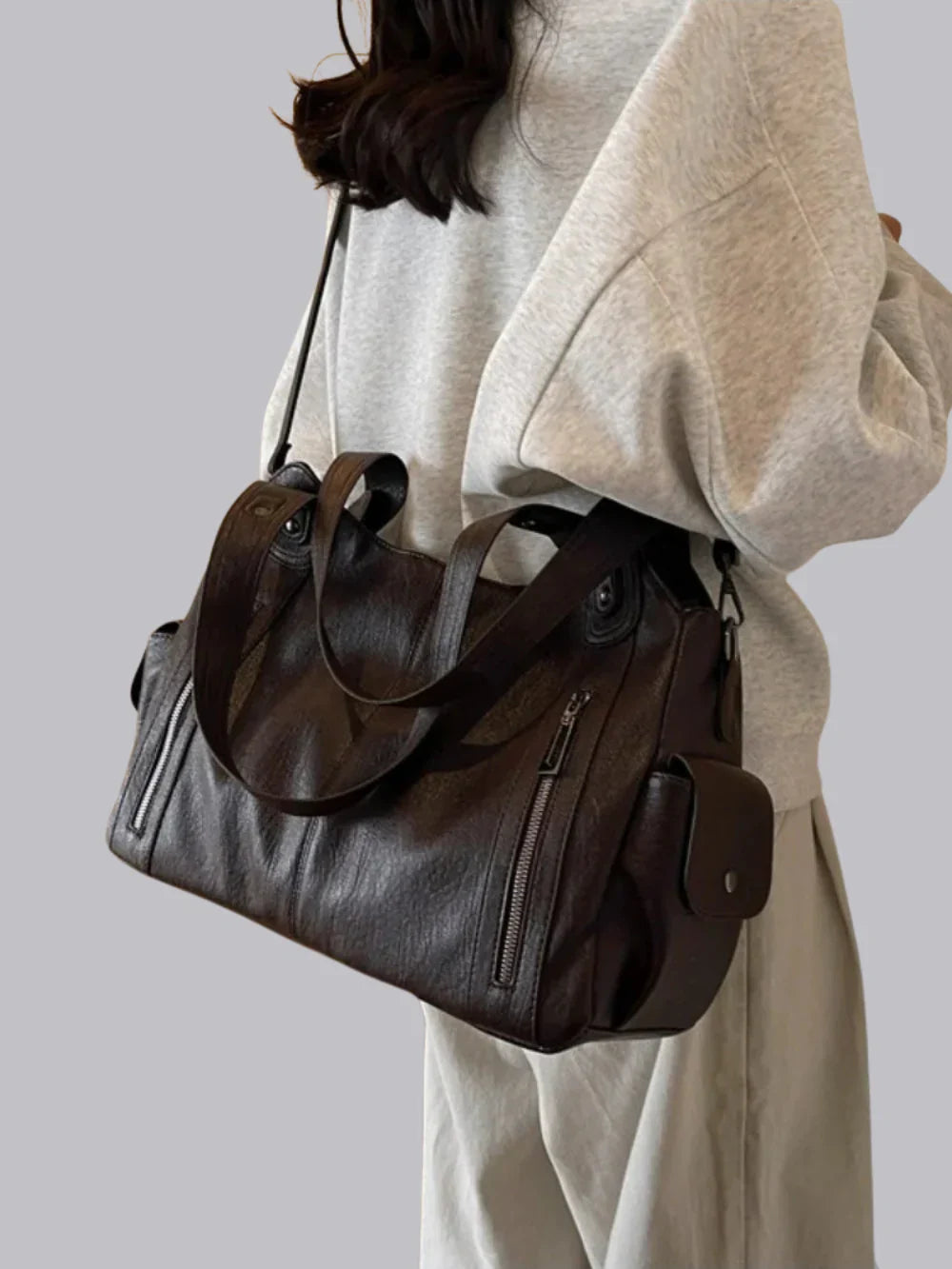 Mia | Élégant Sac Bandoulière Femme en Cuir Végétalien Noir 8