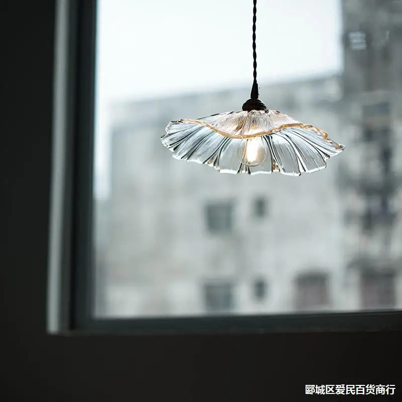 FloraShine Light - Elegant Floral Glass Pendant Light