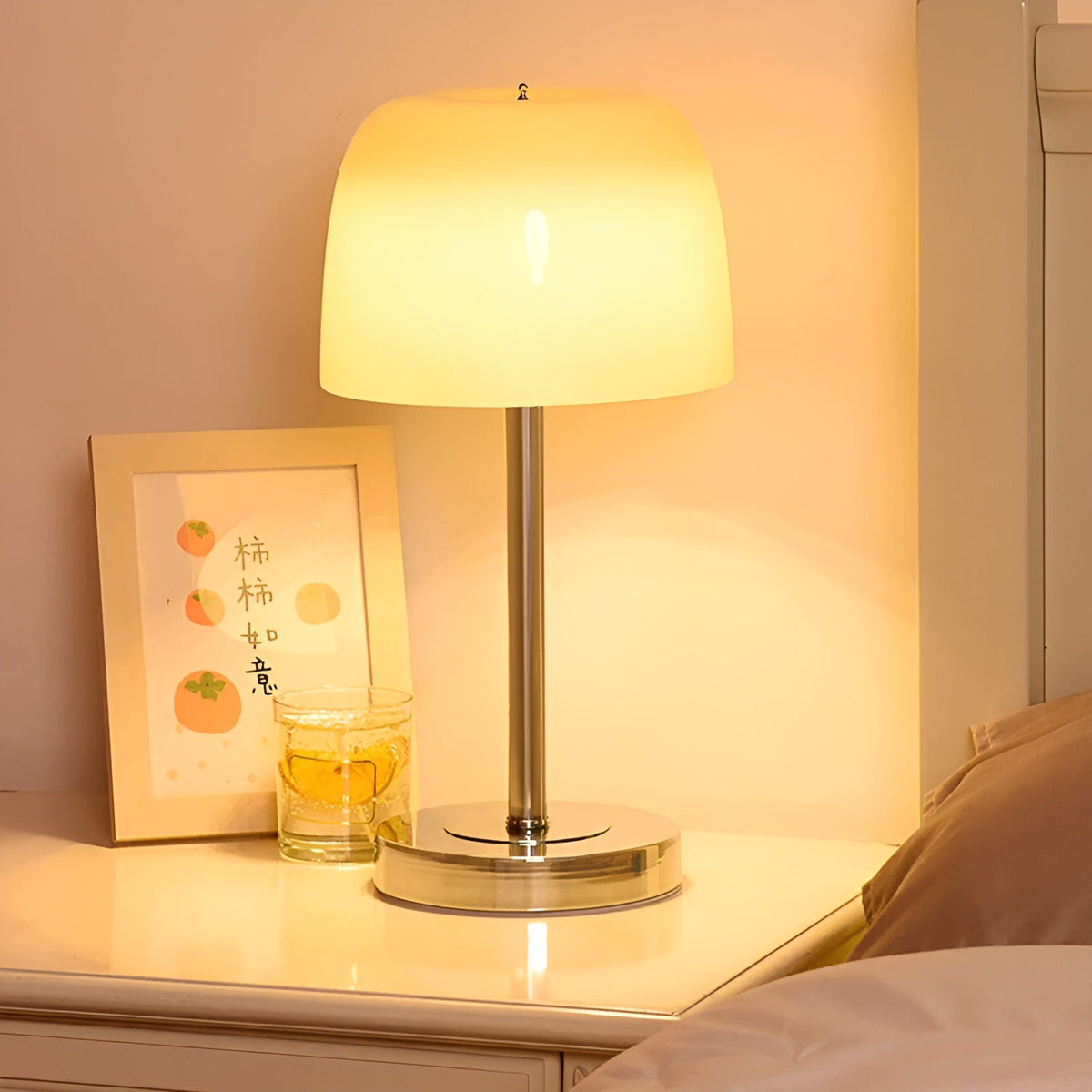 ModernGleam - Modern Energy-Efficient LED Table Lamp