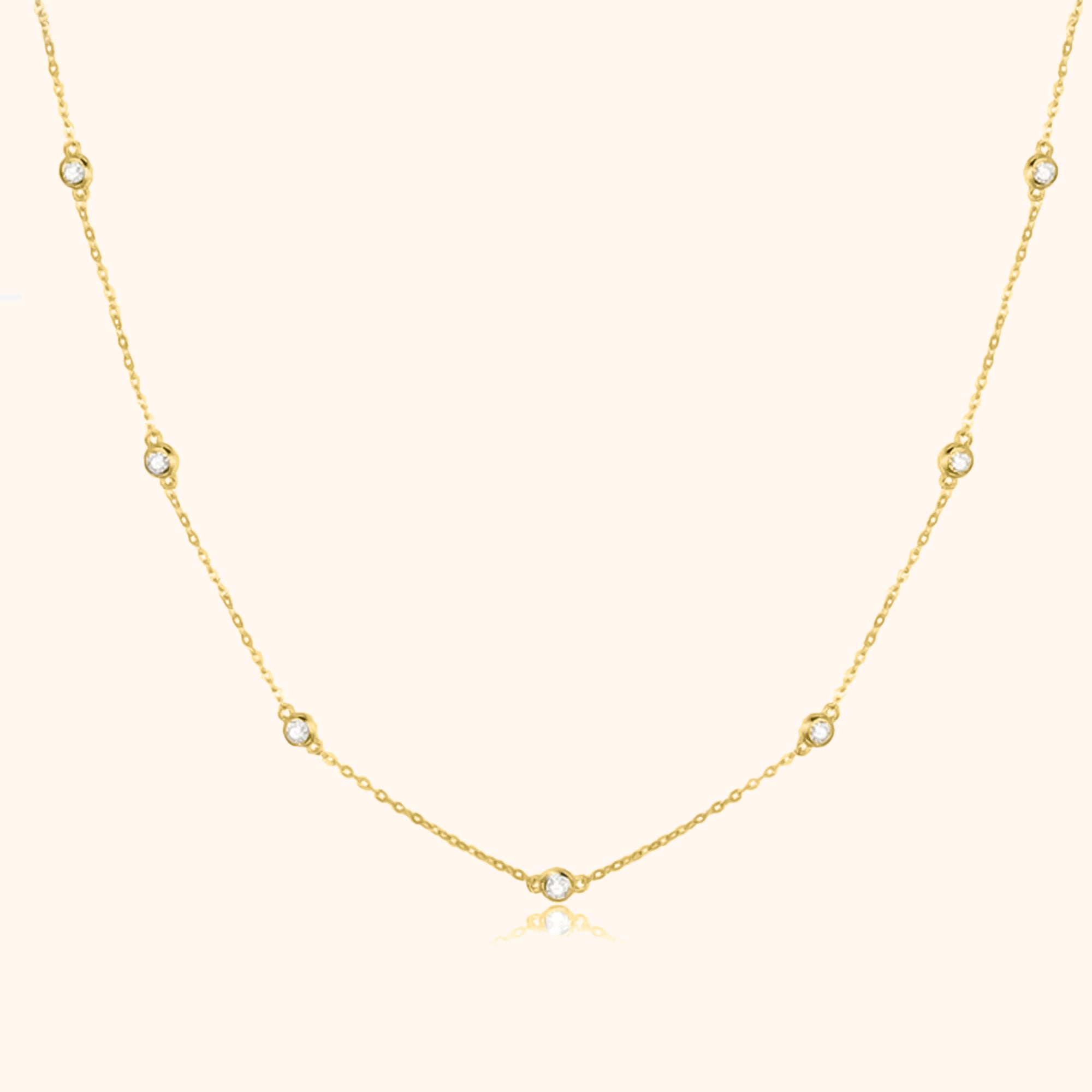 Elara - Elegant Zirconia Pendant Necklace