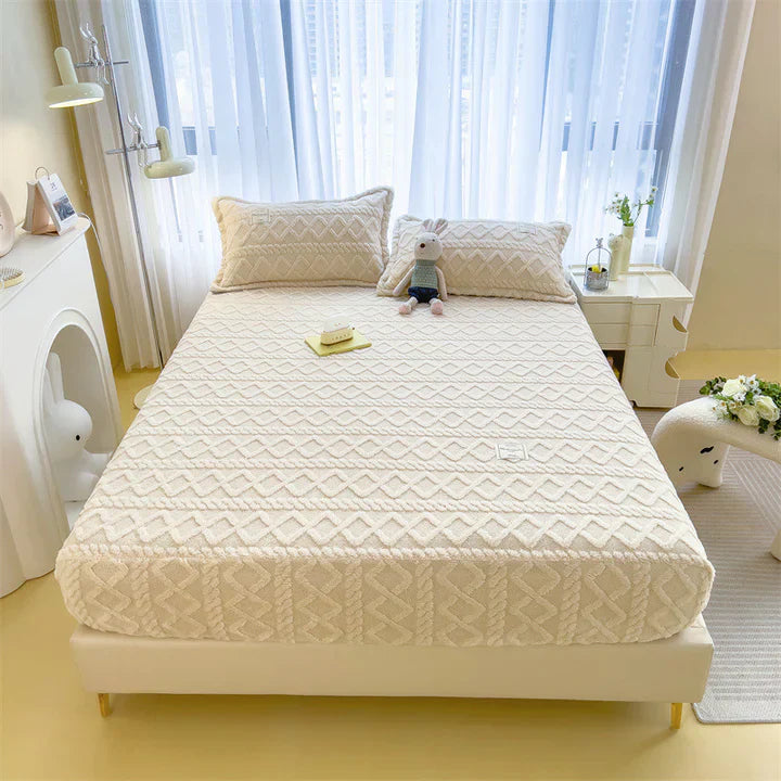 LuxeLoom - Luxurious Flannel Duvet for Optimal Warmth