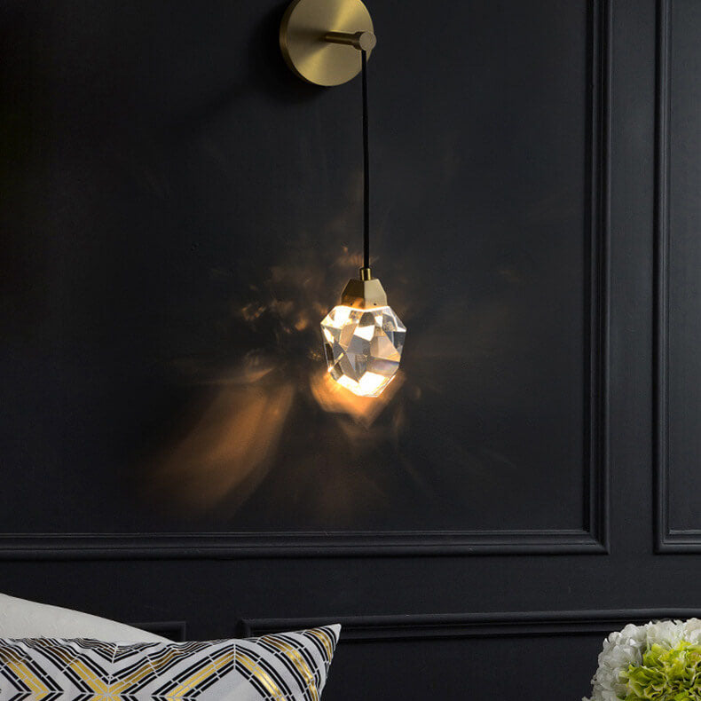 Facetra - Crystal LED Wall Light for a Refined Ambience
