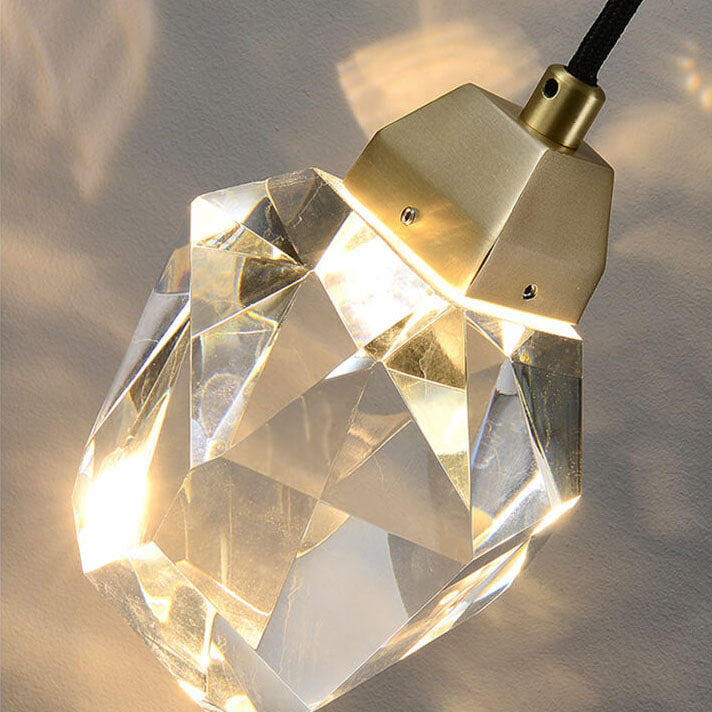 Facetra - Crystal LED Wall Light for a Refined Ambience
