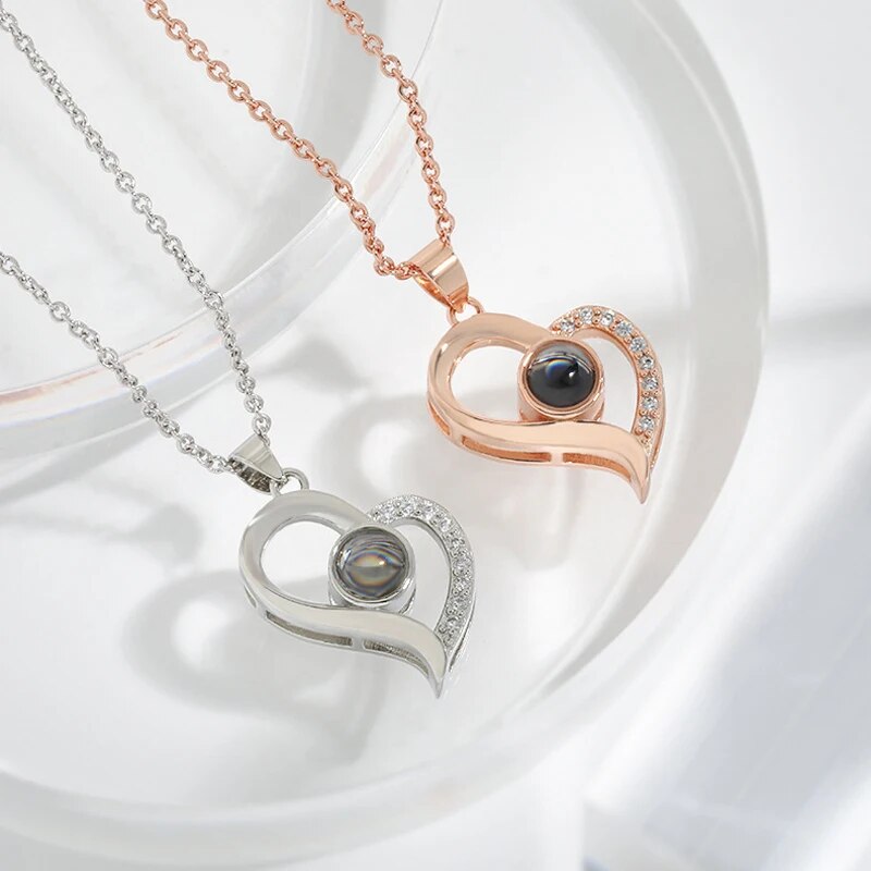 EternalLove - Collier cœur en 100 langues