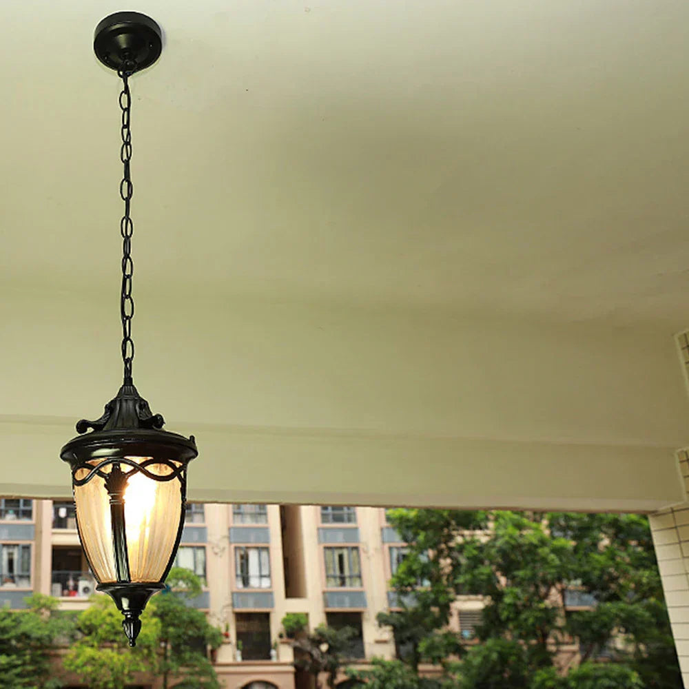 Uambra - Vintage Elegant Pendant Light for a Warm Ambiance