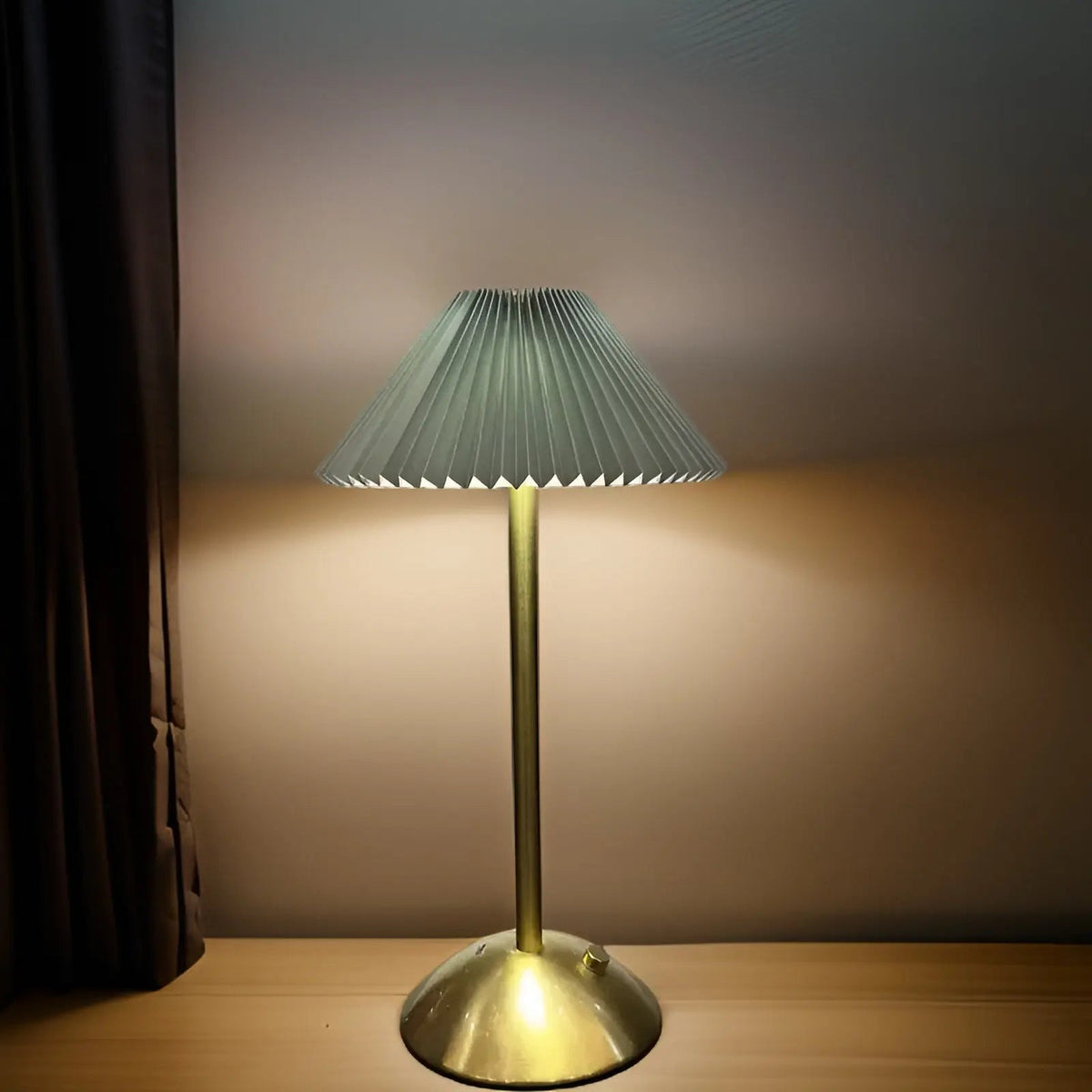 VersaLight - Cordless Design Lamp for Elegant Lighting