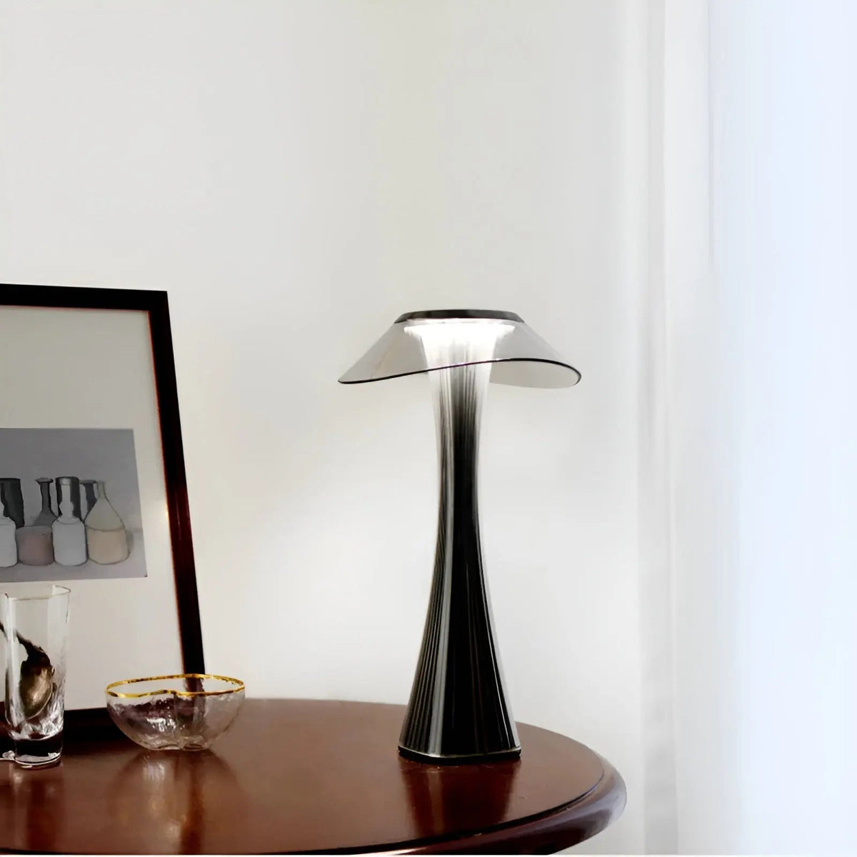 Gior - Elegant Flexible Wireless Table Lamp