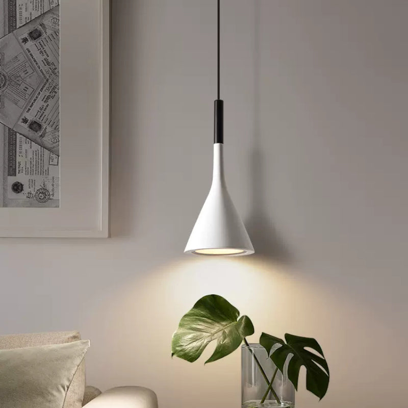 Edelvie - Elegant Scandinavian Glass Wall Sconce