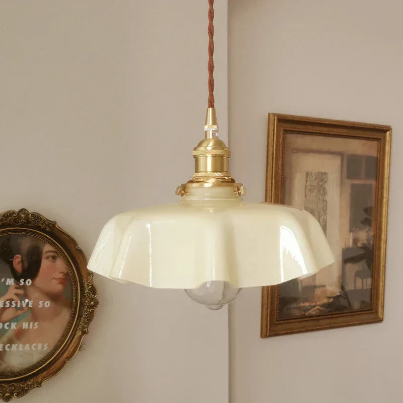 ClassicGleam - Brass Pendant Light for a Timeless Ambiance