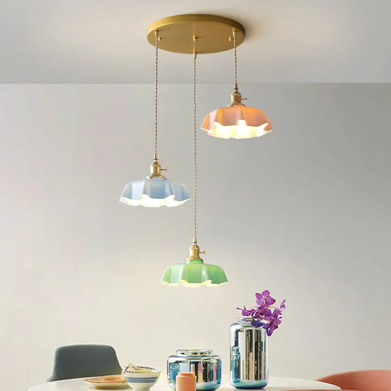 ClassicGleam - Brass Pendant Light for a Timeless Ambiance