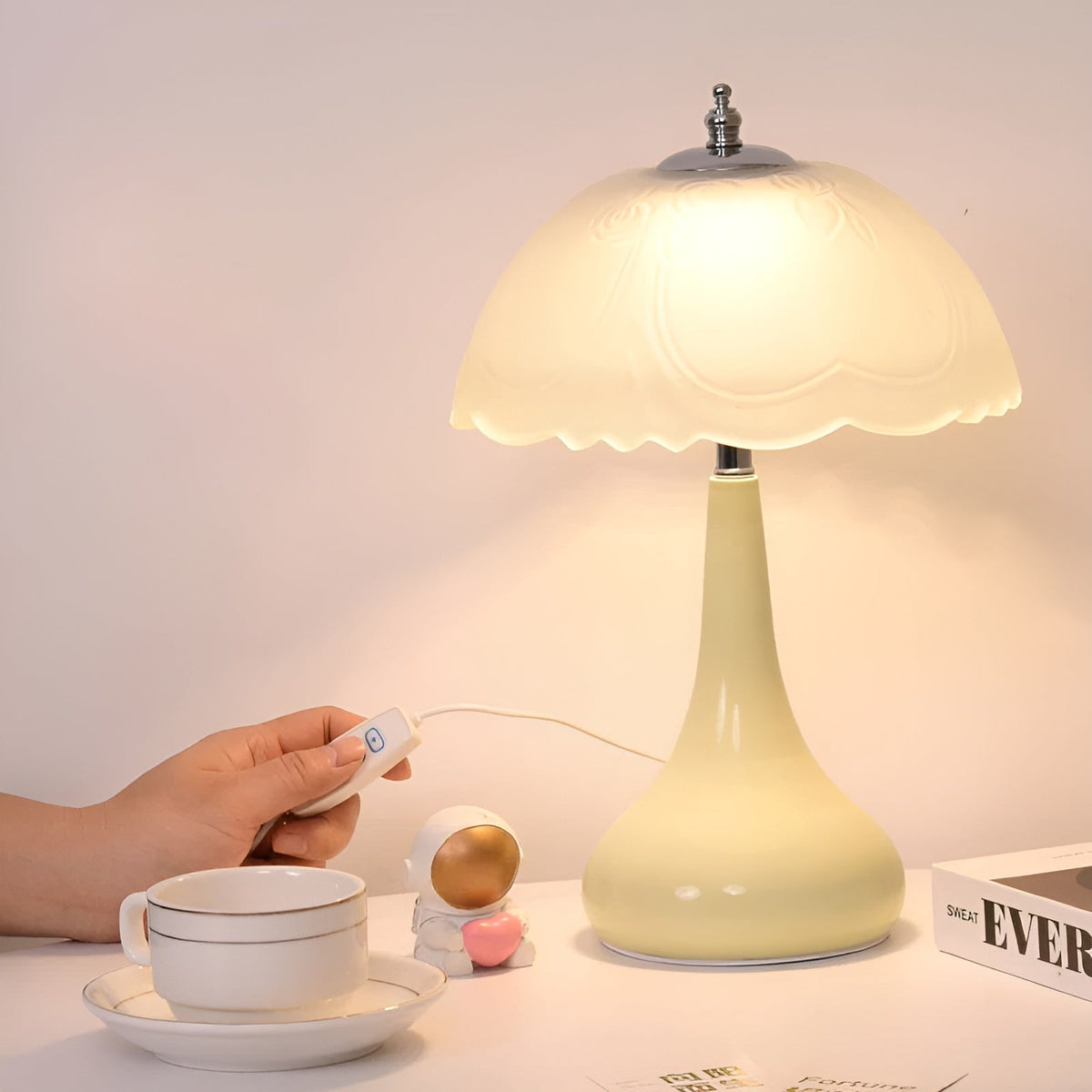 Eleganza - Dimmable LED Mushroom Table Lamp
