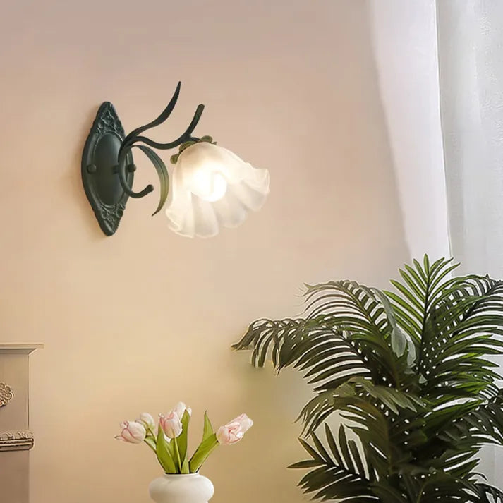 LilyGlow - Elegant Nature-Inspired Wall Sconce
