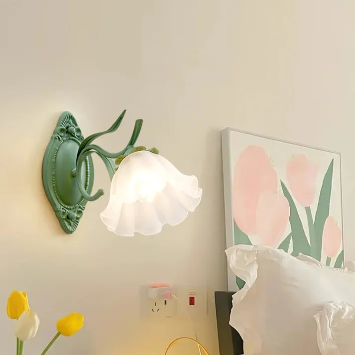 LilyGlow - Elegant Nature-Inspired Wall Sconce