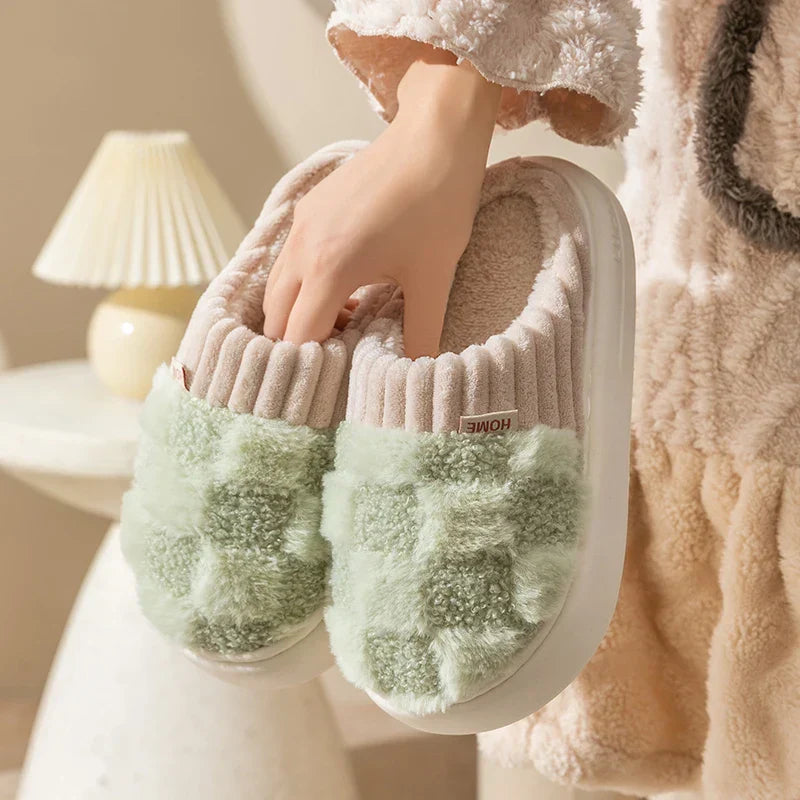 Dreamy Feet Slippers - Cozy Cotton Plaid Slippers for Ultimate Comfort