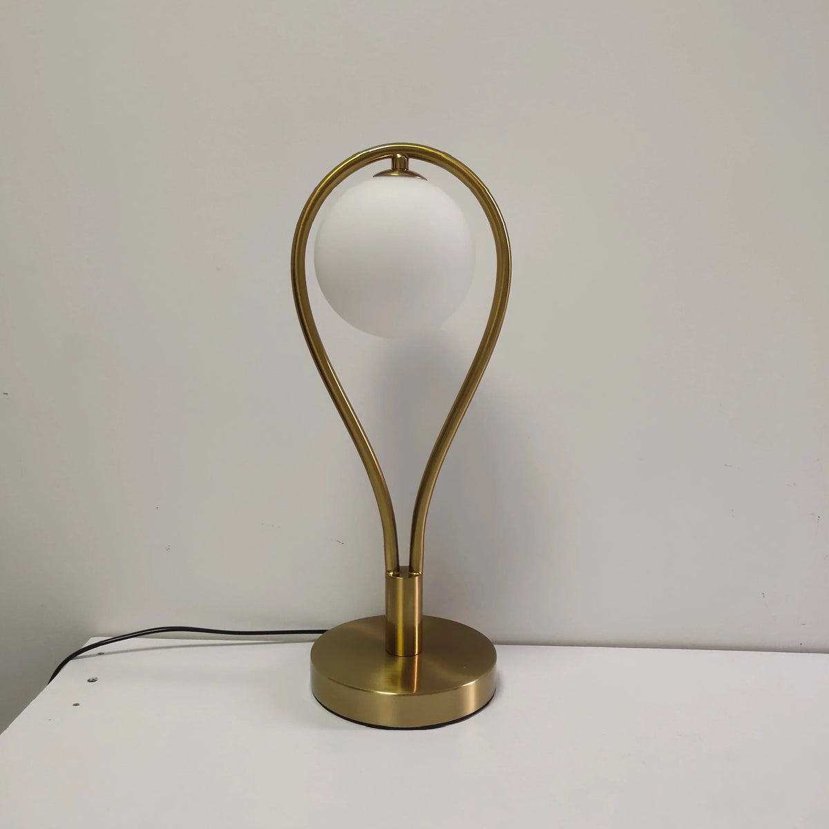 FrostedGloed - Minimalist Scandinavian Ambient Lamp