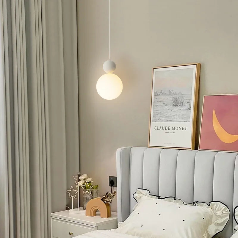 LichtKroon - Elegant LED Pendant Light for Indoor Lighting