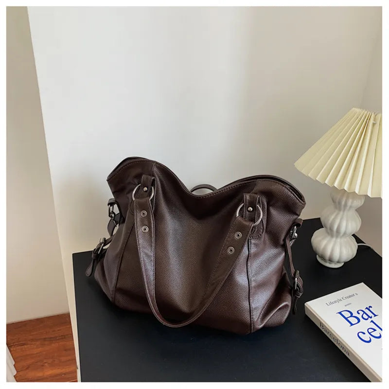 Isabela Tote – Sac Étudiant Tendance et Spacieux