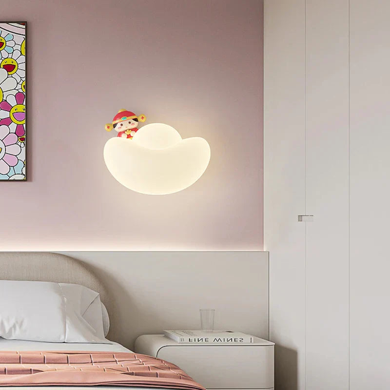 GildedDreams - Luxury Wall Lamp for Kids' Bedroom