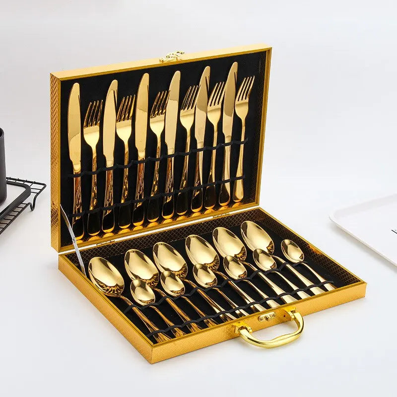 Opulent Gold 24-Piece Cutlery Set - Elegant Gold and Silver Flatware