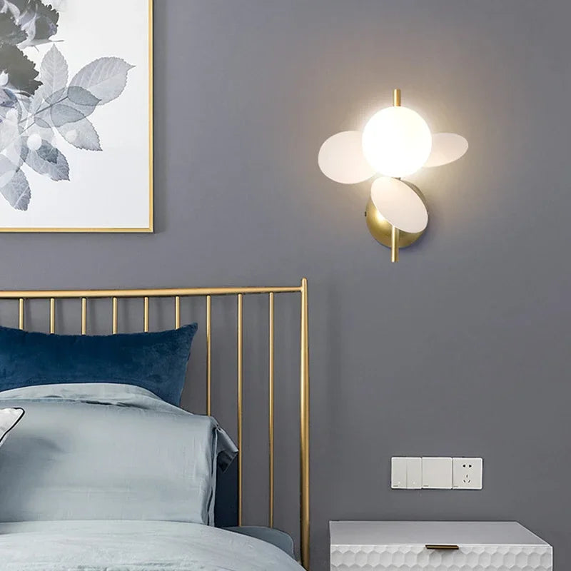 MacronLicht - Modern Acrylic LED Wall Light