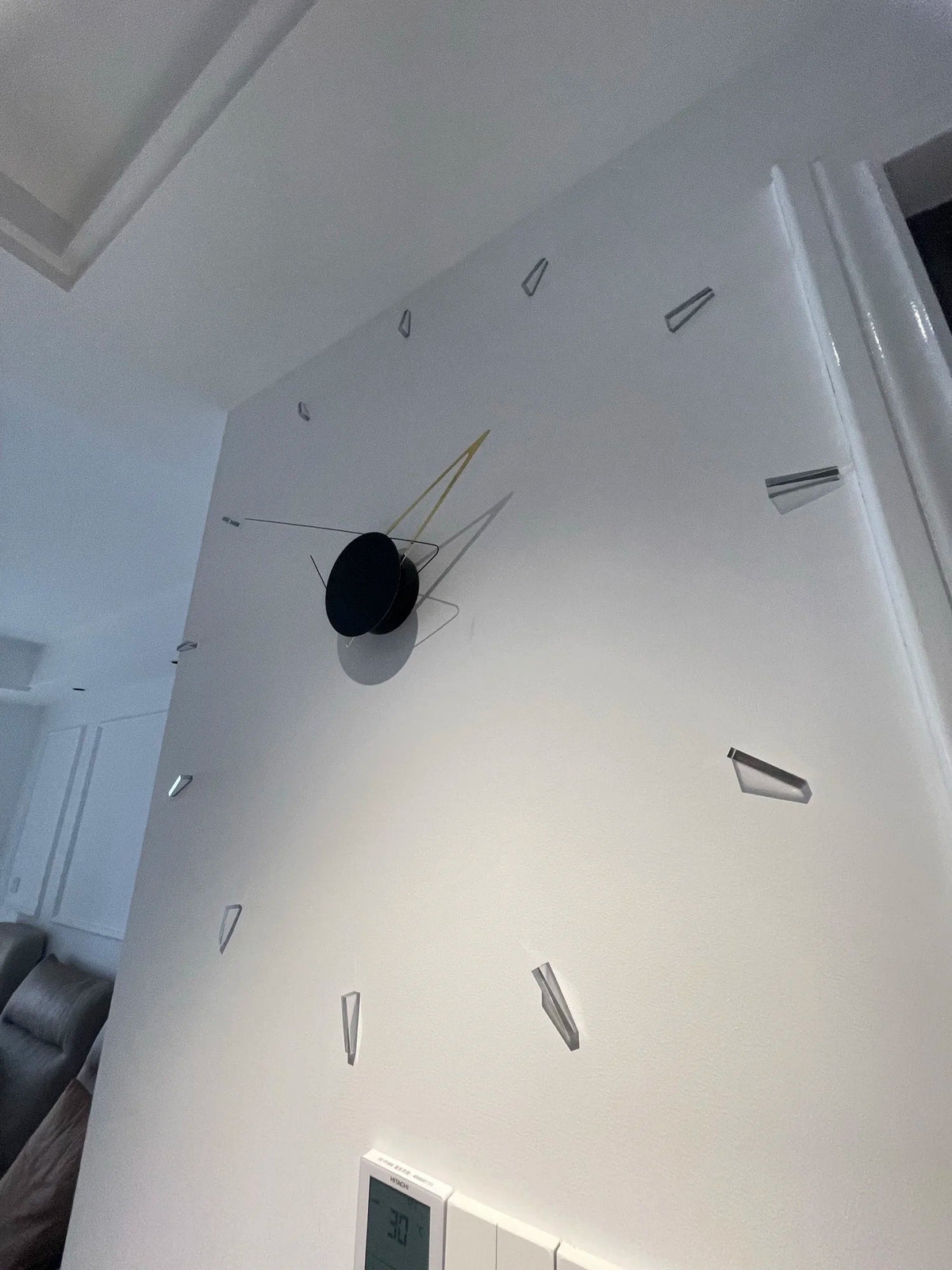Oslento - Minimalist Silent Wall Clock