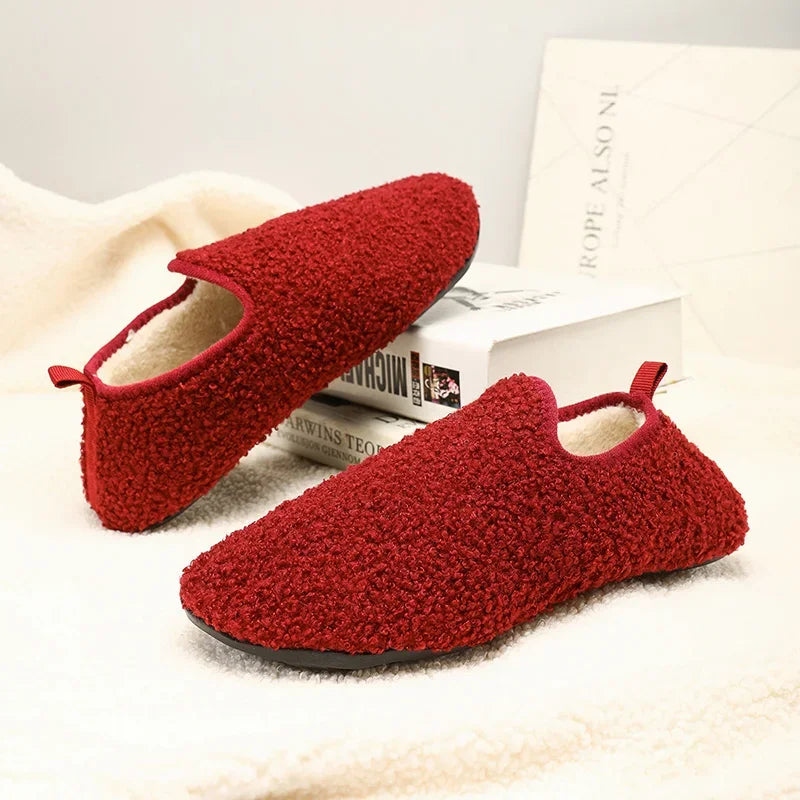 Wolkenwarmers - Non-Slip Plush Slippers for the Home