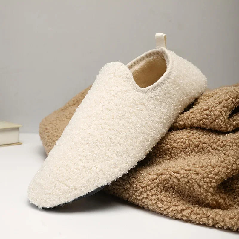 Wolkenwarmers - Non-Slip Plush Slippers for the Home